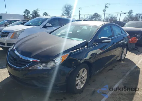 2014 Hyundai Sonata Gls z USA, uszkodzony, nr VIN 5NPEB4ACXEH823092